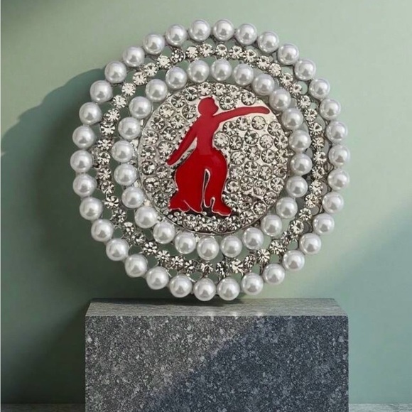 Sorority Paraphernalia Brooch for Women 1913 Del-ta Brooch Pin NEW - Picture 2 of 4